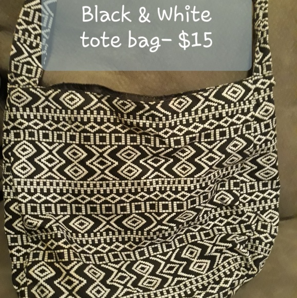 Purses - Picture 4 of 8